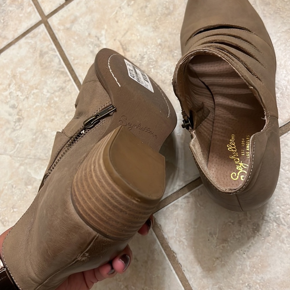 Booties - Picture 5 of 7